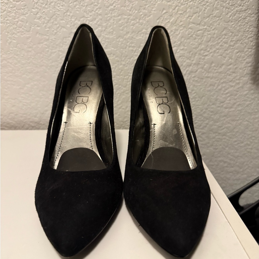 BOC Women's Black Suede Heels